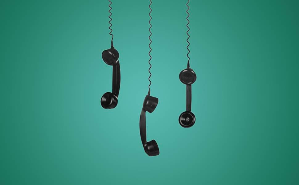 Представитель банка звонит на работу, что делать?